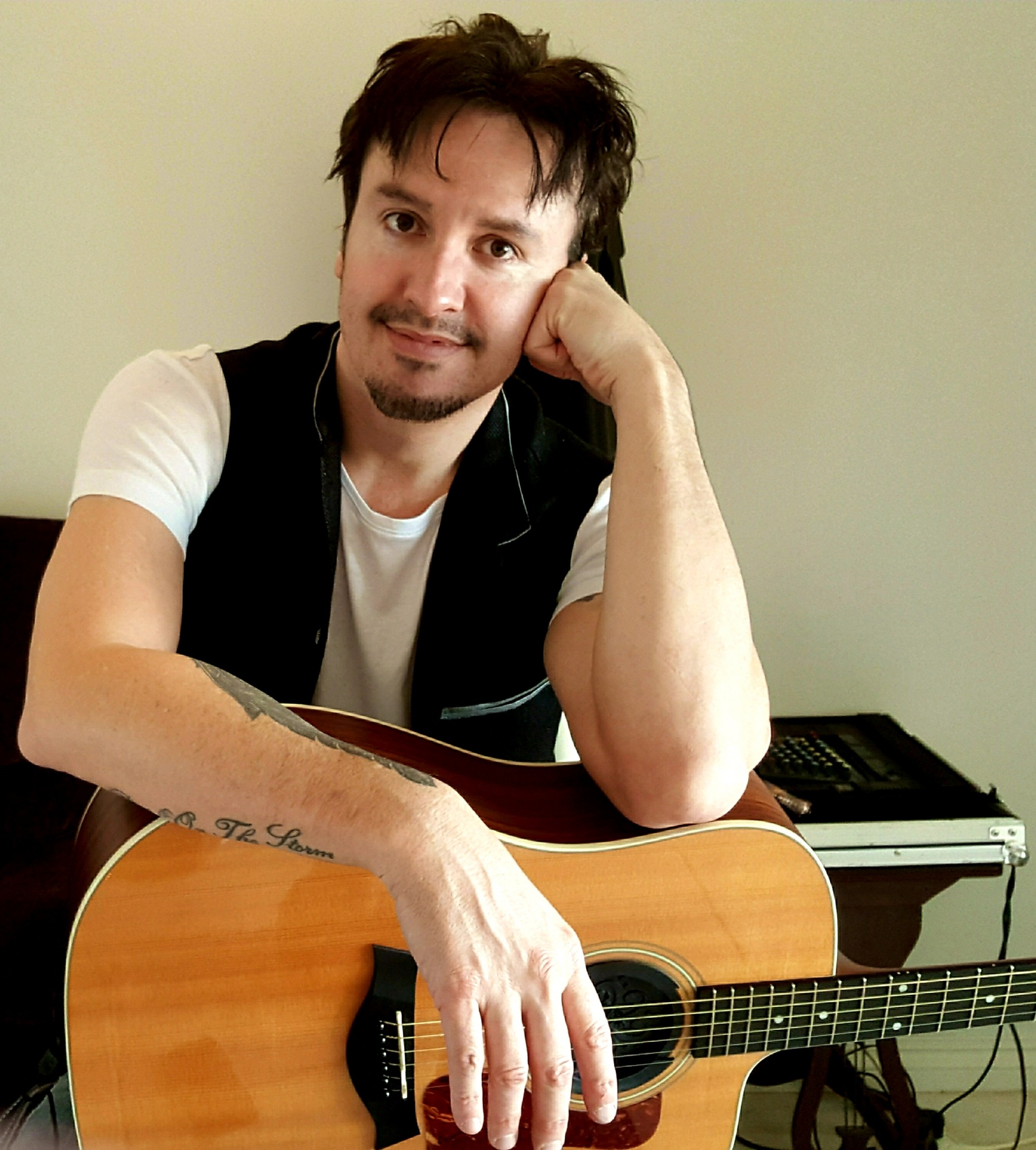 Greg Scott, musical soloist in WA, photo 2