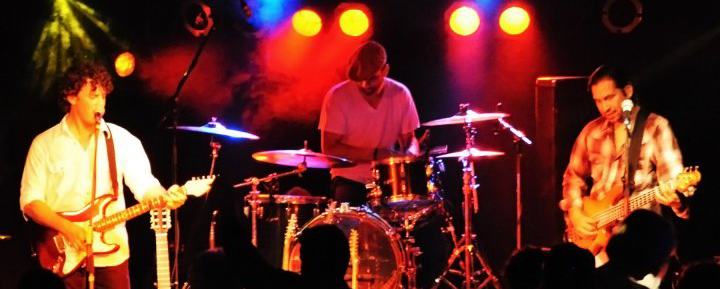 Julius Lutero Band, musical trio in WA, photo 3