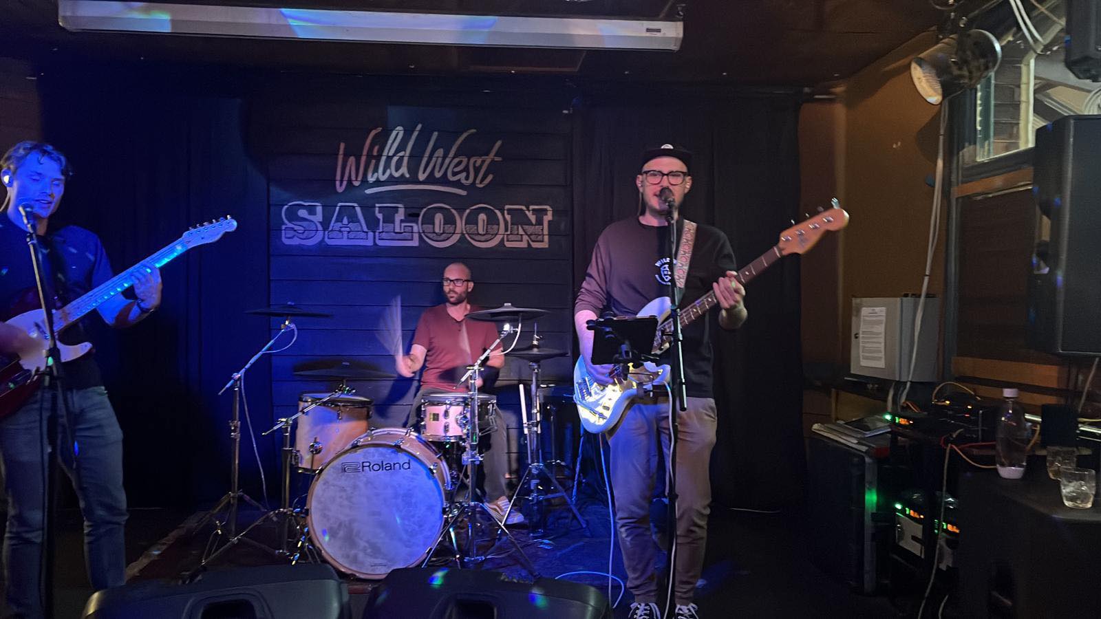 Slapback, musical trio in WA, photo 2