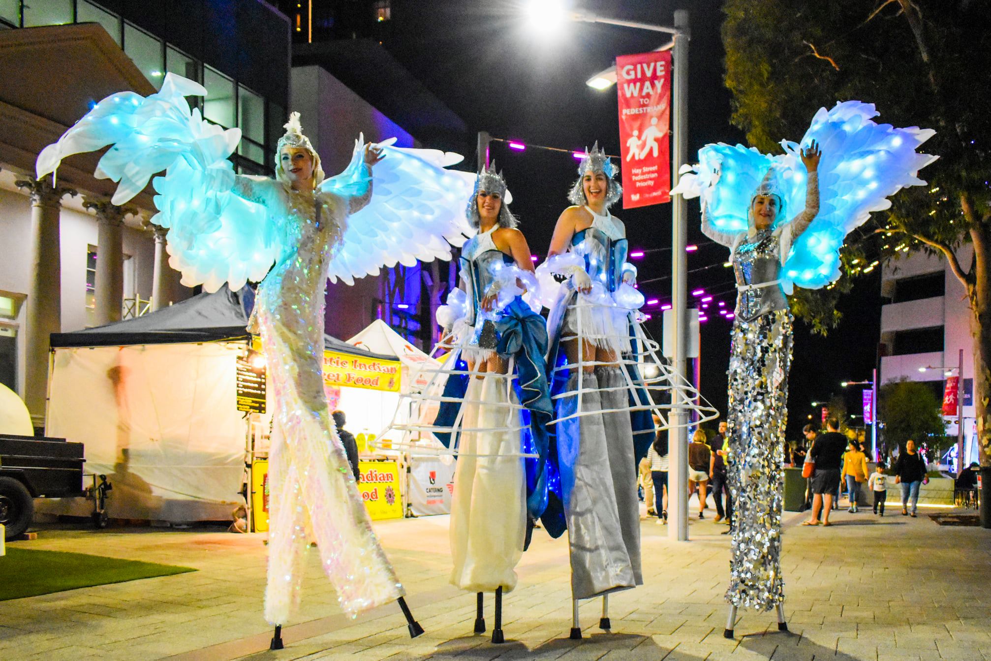 Flight Stilts, stilt walker in WA, photo 2