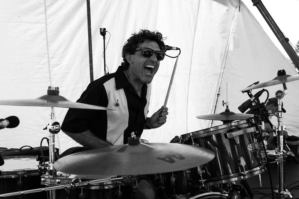 The Frothers, tribute band in WA, photo 3
