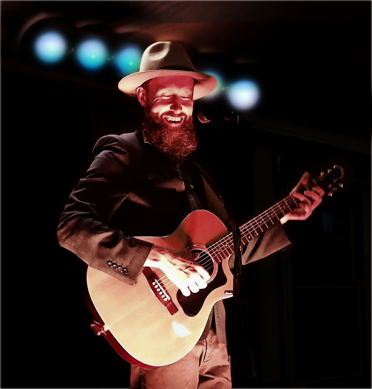 Stephen McCulloch, singer-songwriter in Warburton