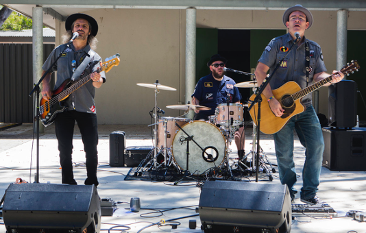 WESLEY GOODLET JAMBOREE SCOUTS, acoustic guitar and singer trio in Perth, photo 3