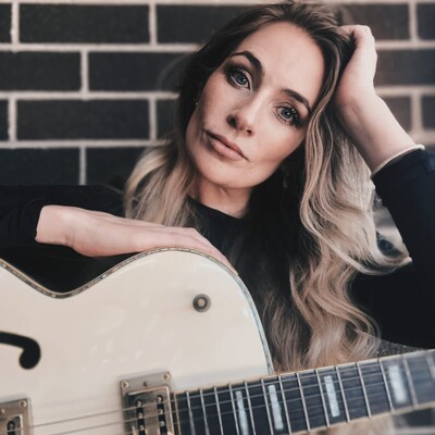 Hetty Ingram, singer in Wollongong, photo 2