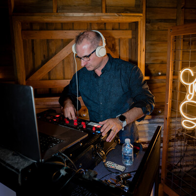 DJ Ante, live in Wollongong, photo 2