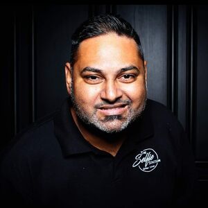 DjNav Sydney & The Selfie Station, live in Wollongong, photo 2