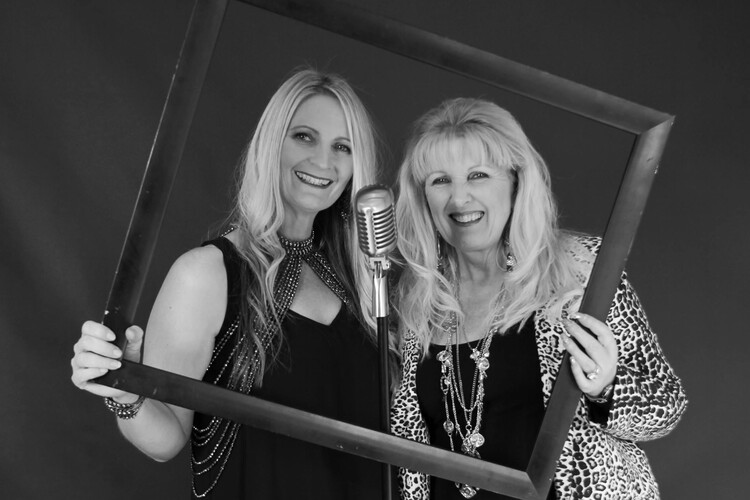 Blondacity, musical duo in Wollongong, photo 3