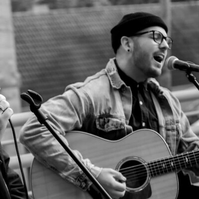 Dylan & Jayme, musical duo in Wollongong, photo 2