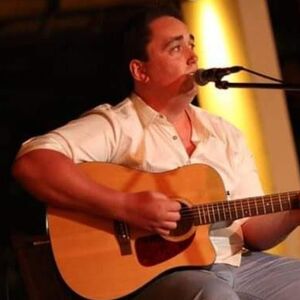 Rick Mackaway, singer in Wollongong, photo 2