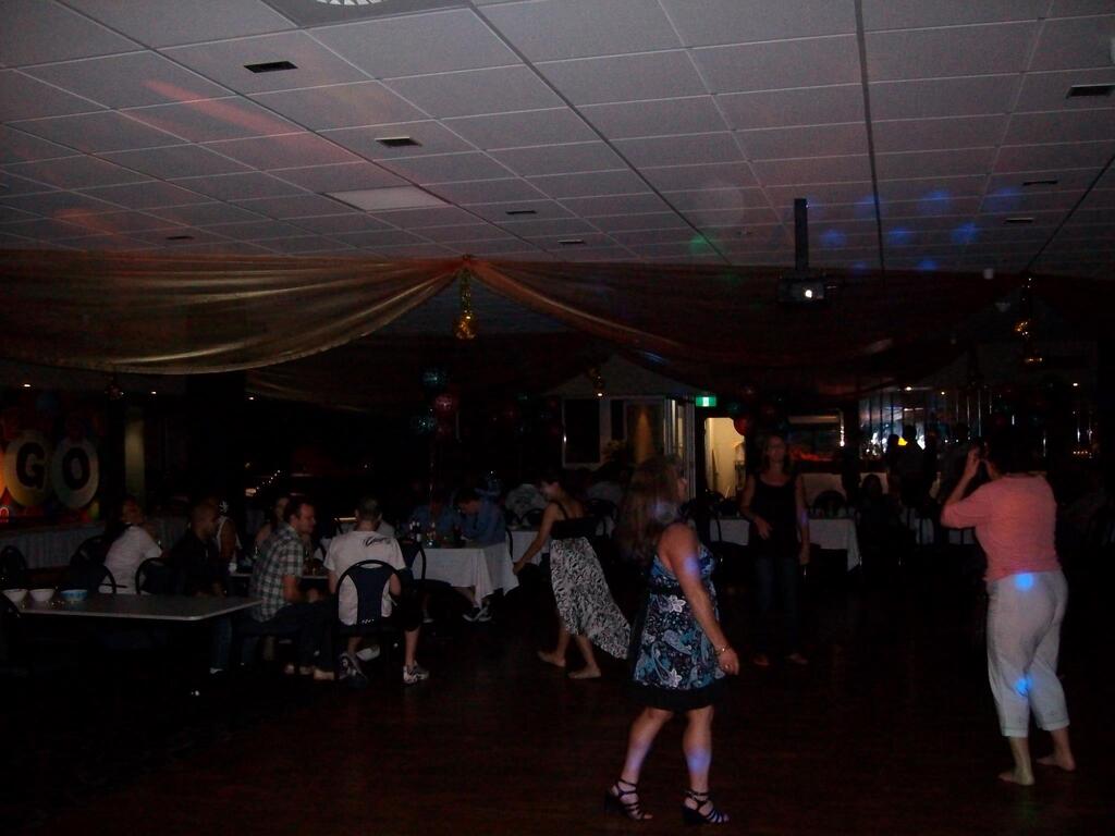 Darren the One DJ, wedding band in Wollongong