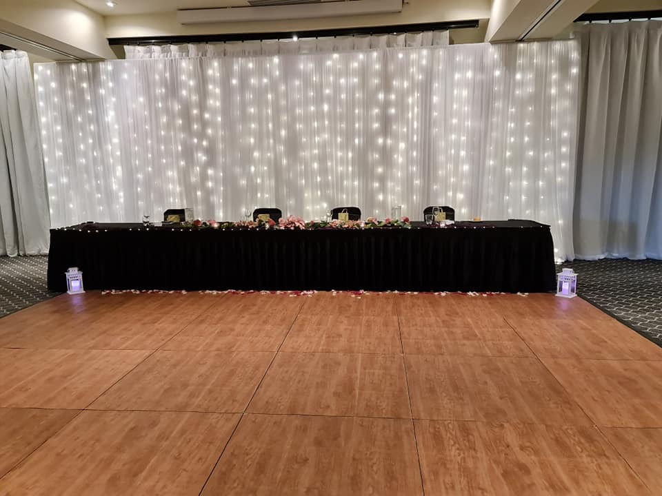 Mac DJs, wedding band in Wollongong, photo 3