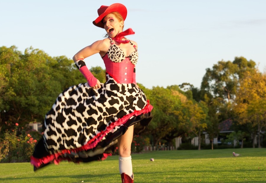 YEEHABETTY!, dancer in Perth, photo 2