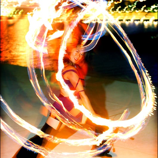 Fireflirt, fire performer in Sydney, photo 3